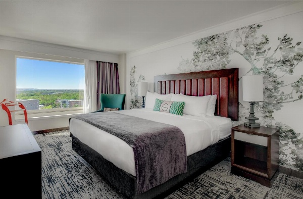The Grove Hotel image 1