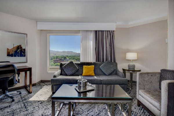 The Grove Hotel image 15