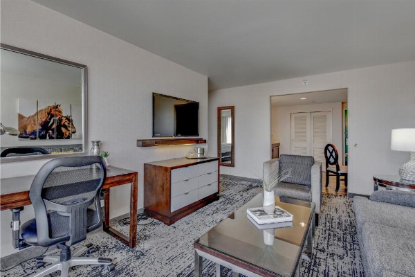 The Grove Hotel image 22