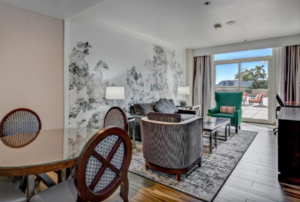 The Grove Hotel image 25